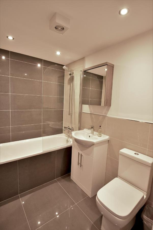 Exec 2Bed 2Bath Serviced Apartment Balcony Parking Milton Keynes Zewnętrze zdjęcie